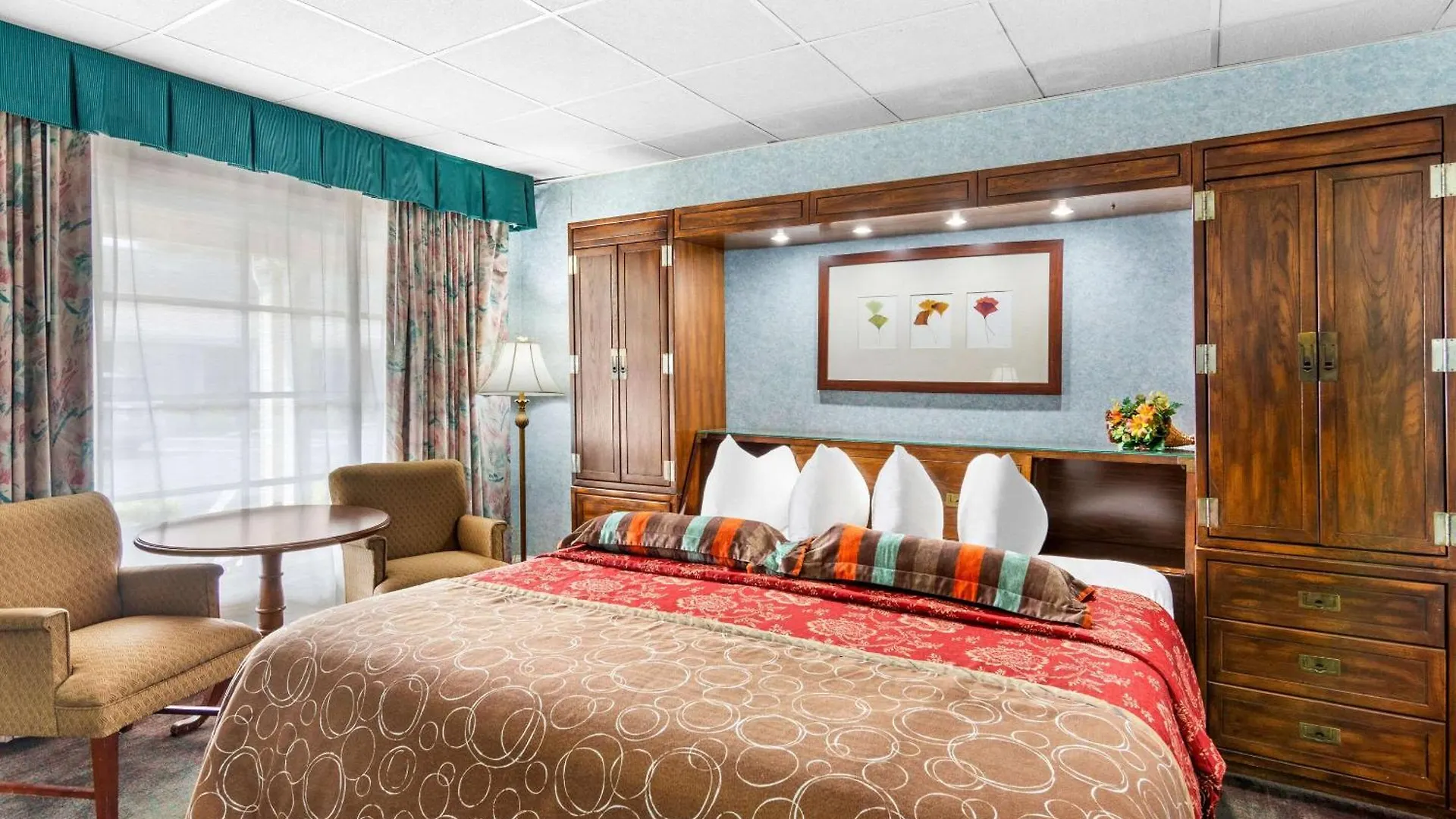 Rodeway Inn Historic Williamsburg 2*,