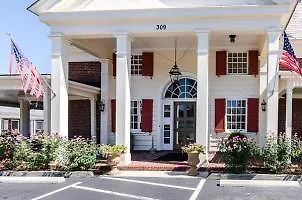 Rodeway Inn Historic Williamsburg 2*,